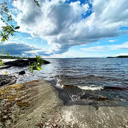 Mustikkalahti Tent & Breakfast *
