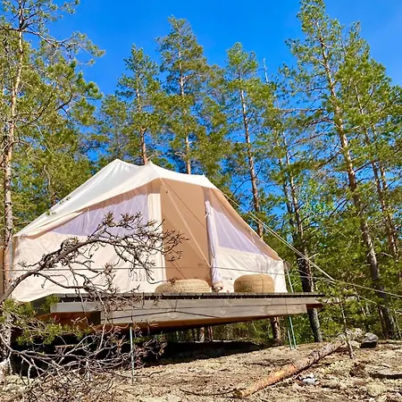 Mustikkalahti Tent & Breakfast Luxury tent